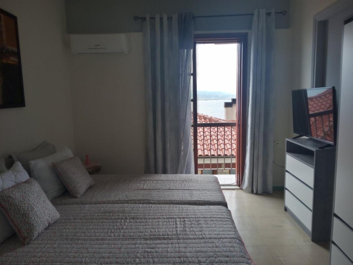 Clock'S House Appartement Nafpaktos Buitenkant foto